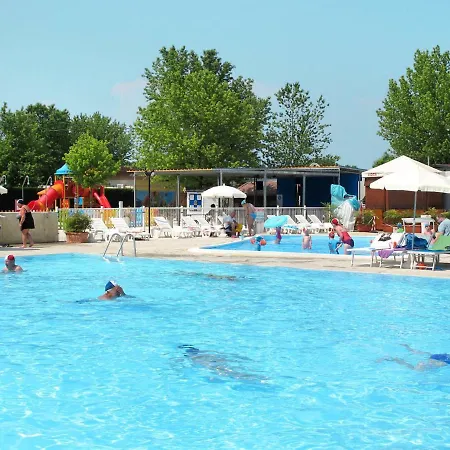 Holiday home Locazione Turistica Butterfly Happy Standard - Psc280 Peschiera del Garda