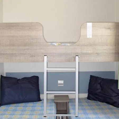 Holiday home Locazione Turistica Butterfly Happy Standard - Psc280 Peschiera del Garda
